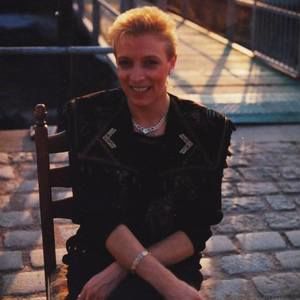 Meet your Posher, Vero